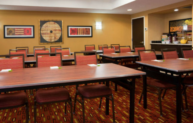 Hotel Courtyard By Marriott Baton Rouge Acadian Centre/Lsu Area Esterno foto